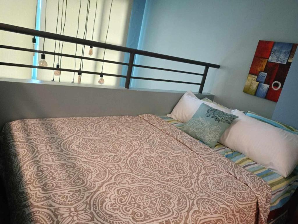 Loft Condo Beside Shangri-La Fort مانيلا المظهر الخارجي الصورة